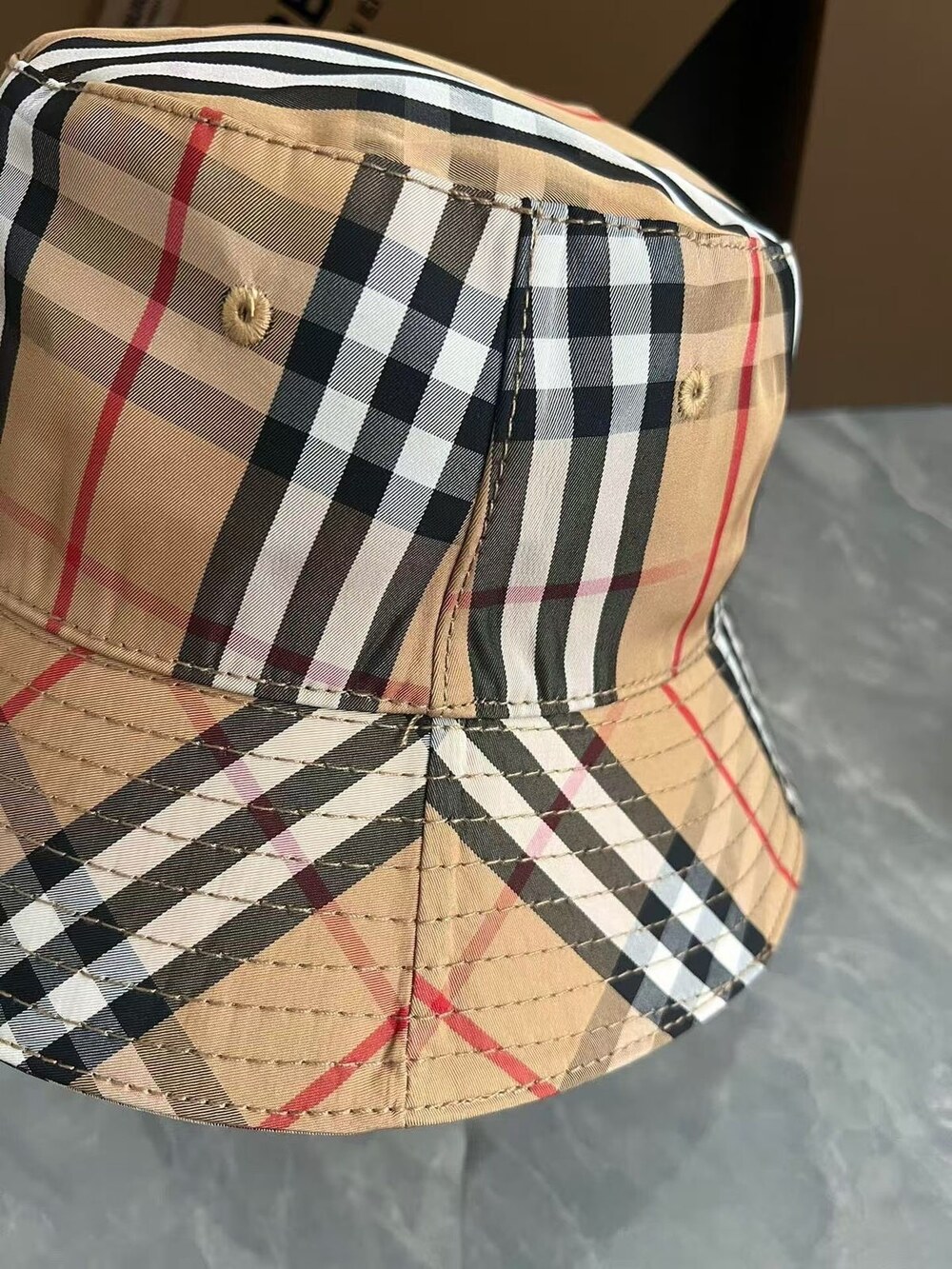 Burberry Vintage Check Bucket Hat - Picture 2 of 6